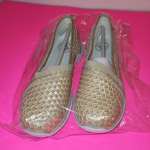 New propet travelite slip on women comfort sneaker shoes Sz 6